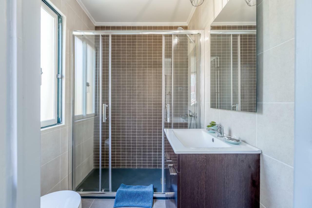 Alfama, Bright And Spacious With Private Terrace, By Timecooler Lisboa Екстериор снимка